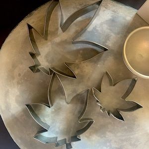 Cooker cutters leaf shape baking